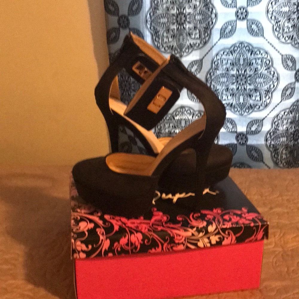 Shoes